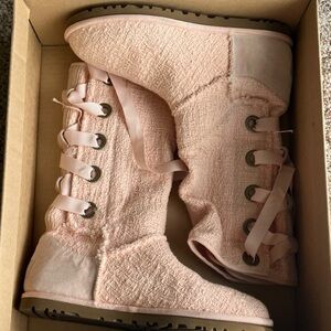 UGG Women's Light Pink Winter Boots
